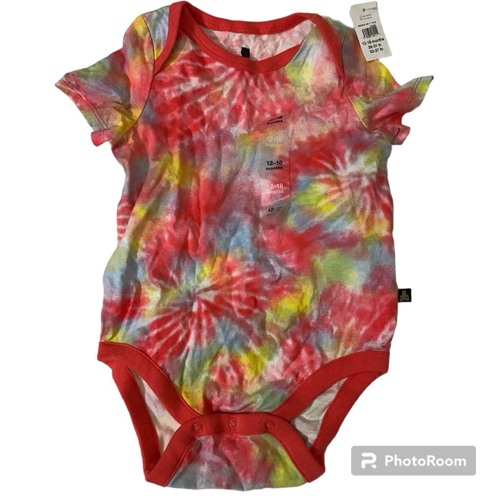 GAP Tie-Dye One-Piece Bodysuit. Bought this for grandson. More pink than red.